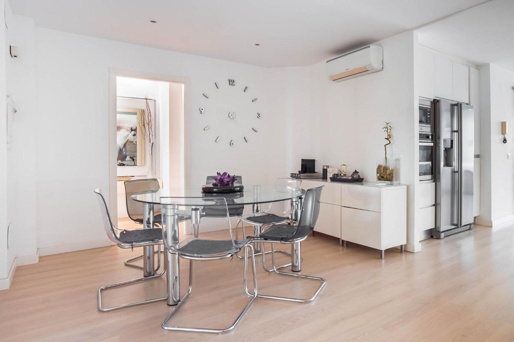 Luxury Sea View Apartment In Puerto De Alcudia Eksteriør billede